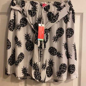 🍍 Simply southern stretchy shorts